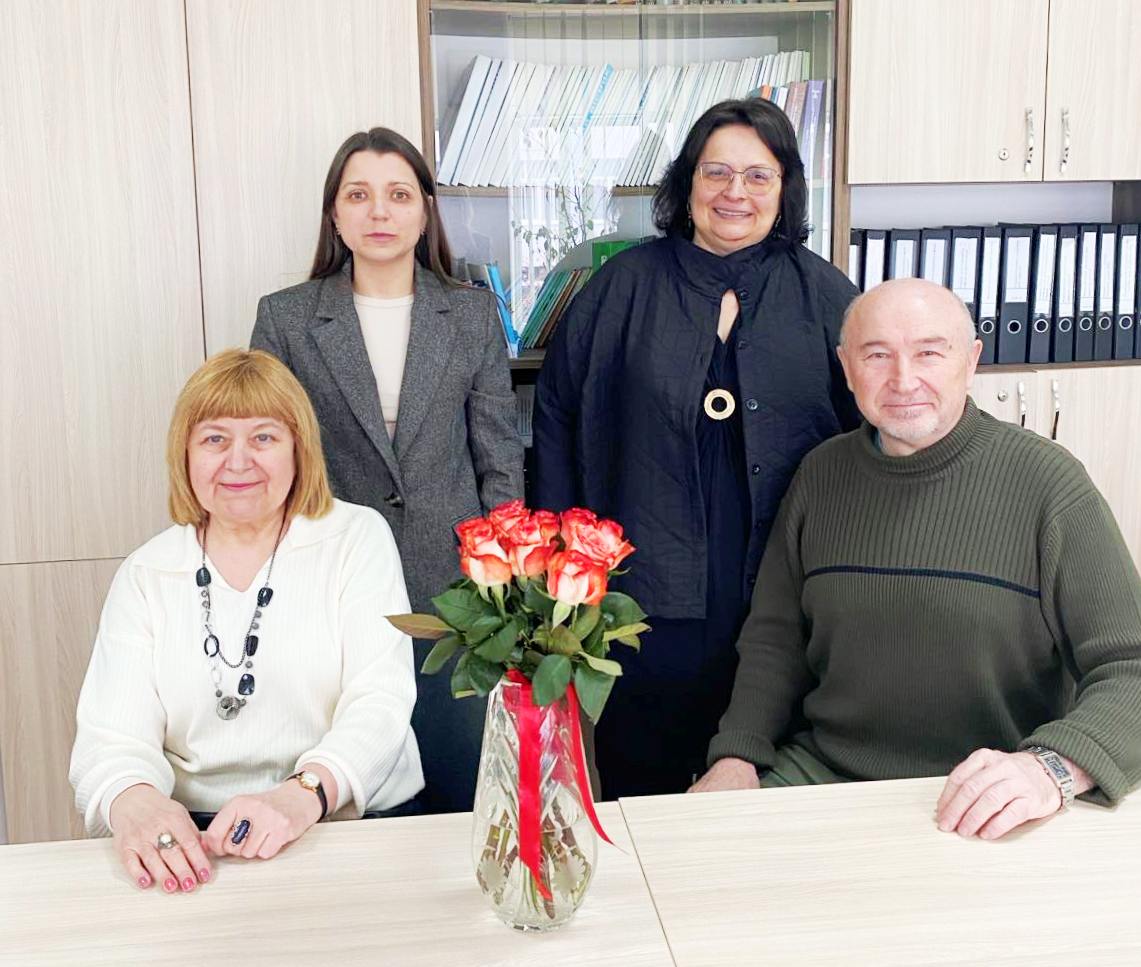  Обговорили перспективи подальшої співпраці між факультетом філології і журналістики ТНПУ та філологічним факультетом УжНУ.jpg